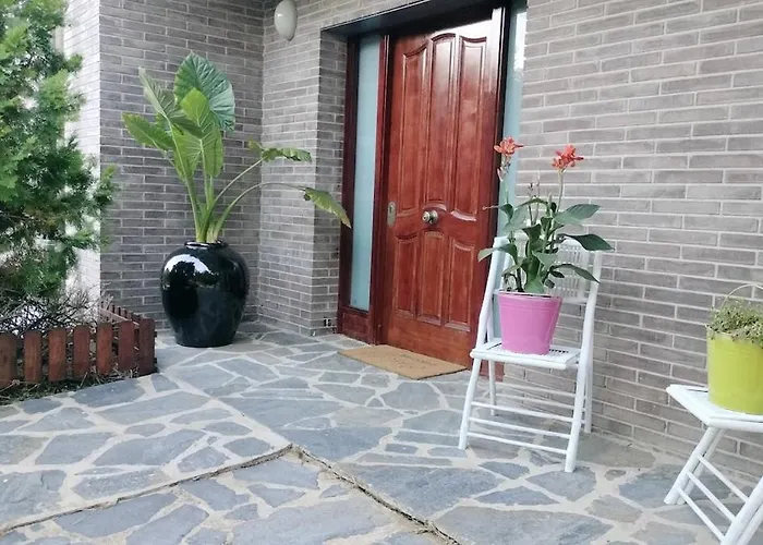 Large House Surrounded By Nature Villa