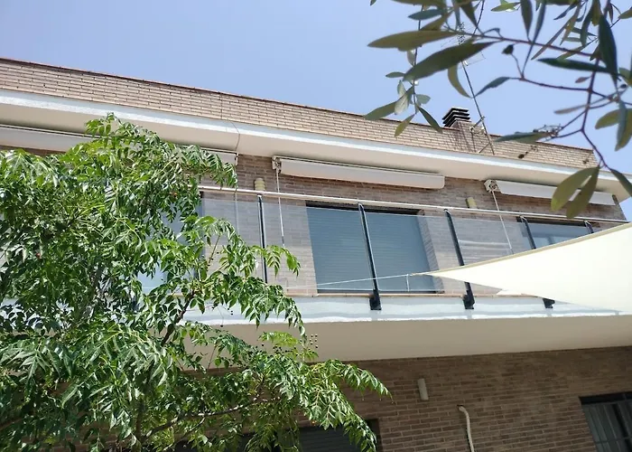 Large House Surrounded By Nature * Vilanova de la Roca