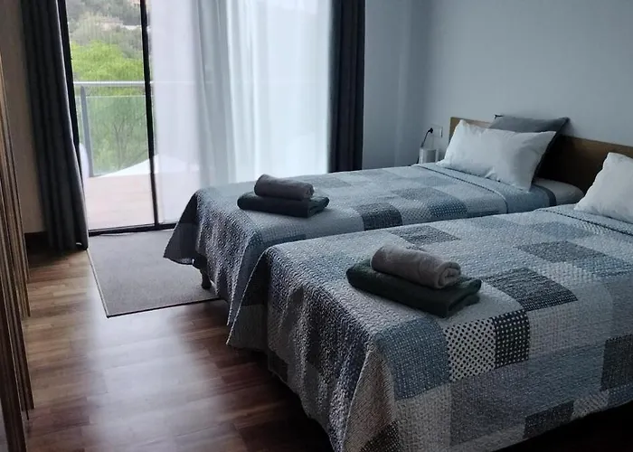 Large House Surrounded By Nature * Vilanova de la Roca